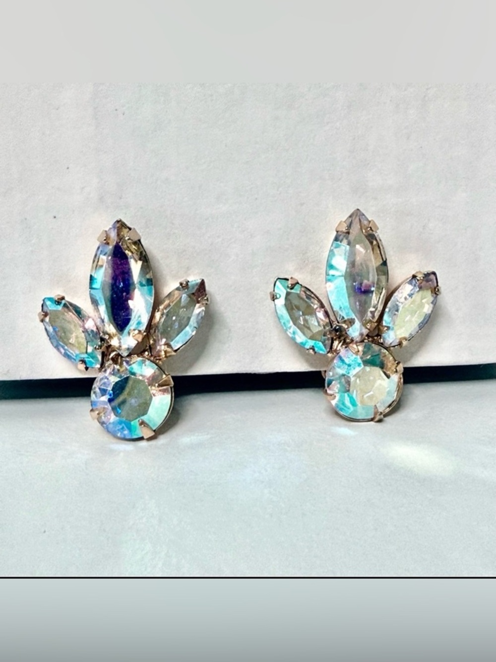 Vintage Mid-Century "Fleur-De-Lis" Aurora Borealis Rhinestone Clip On Earrings